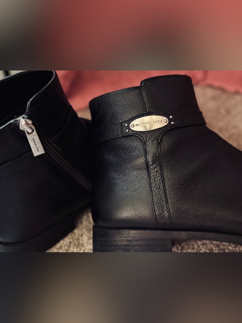 Michael Kors Finley Flat Bootie SZ 9.5 - Picture 4 of 8